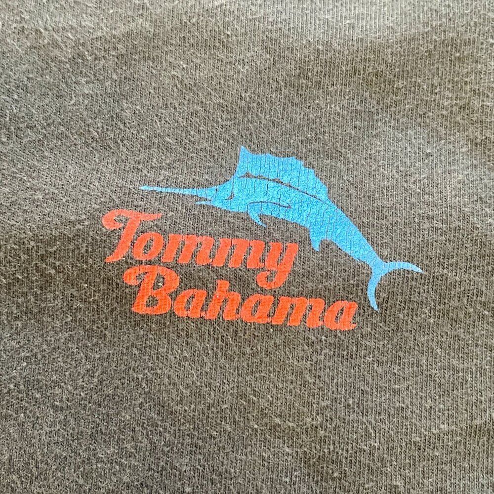 Tommy Bahama "Bringing the Bands Back Together" Mens Tshirt Size XXL Black - Picture 2 of 5